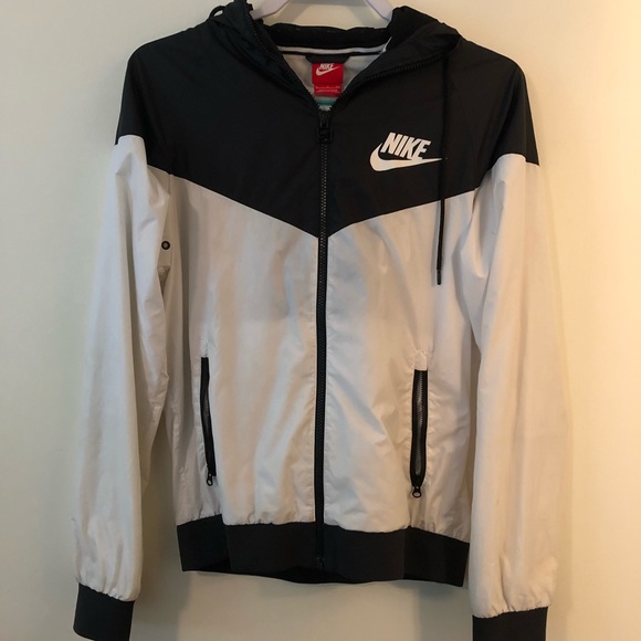 Nike Jackets & Blazers - Nike windbreaker